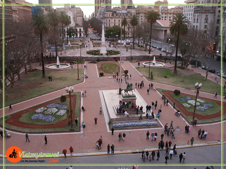 Quảng trường Plaza De Mayo - Vietmytravel