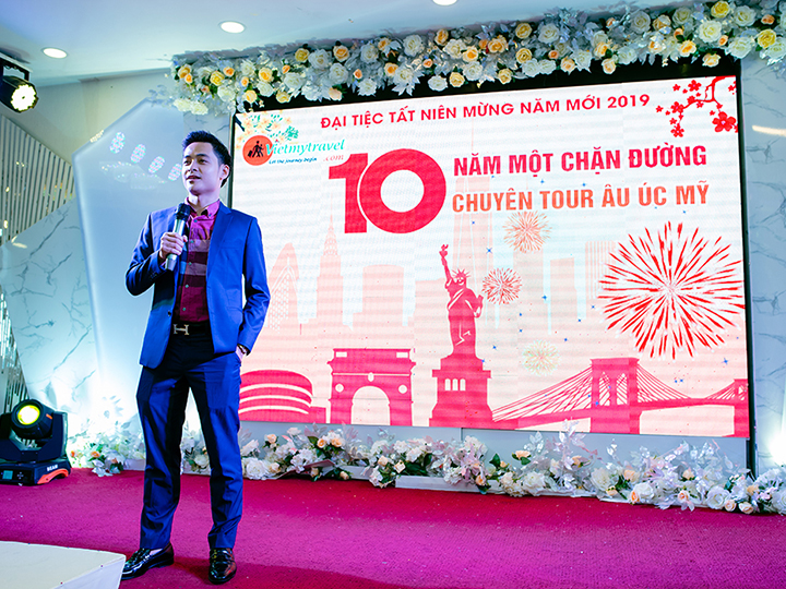 Du lịch Việt Mỹ - 10 năm khẳng định thương hiệu chuyên Tour Âu, úc, Mỹ, Canada.